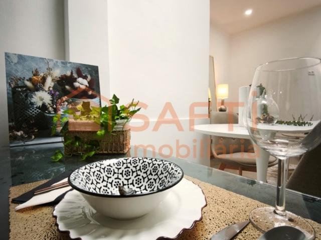 Apartamento T3 com arrecadação, totalmente equipado e mobilado