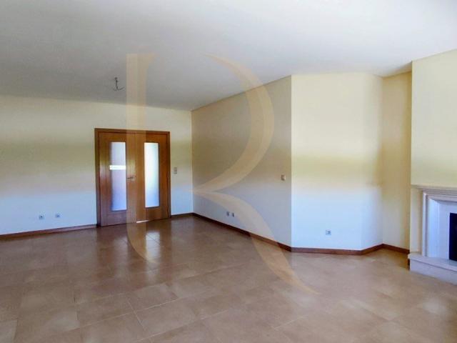 Apartamento T3 com arrecadação, elevador nas Colinas do Sul. 0m² Seixal, Arrentela e Aldeia de Paio Pires