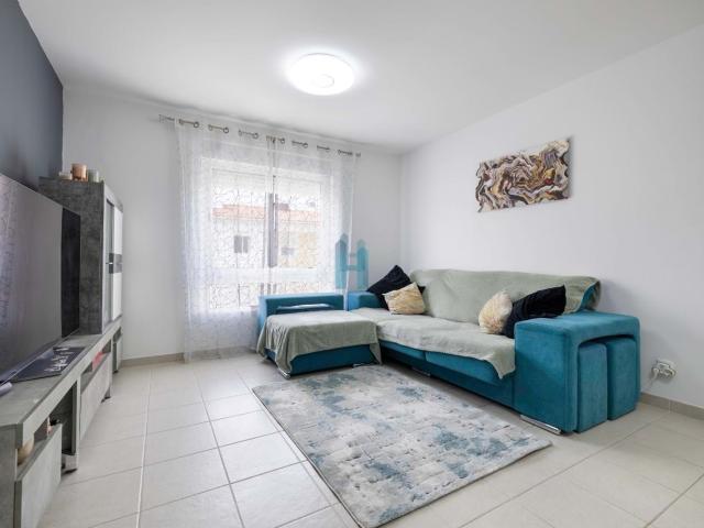 Apartamento T3 com arrecadação em Portimão