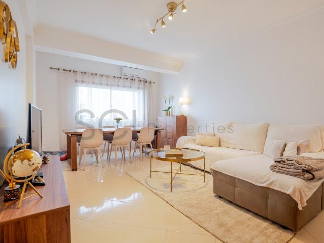 Apartamento T3 com Arrecadação, Fogueteiro, Seixal 111m² Amora