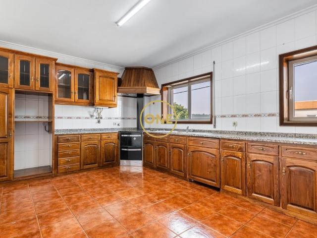 Apartamento T3 com Garagem Dupla | Cavalões