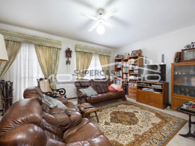 Apartamento T3 com garagem e arrecadação individual