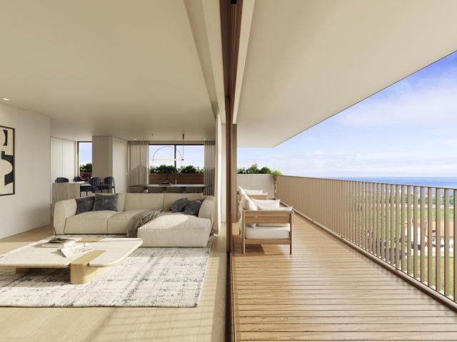 Apartamento T3 com garagem e vista para o Mar