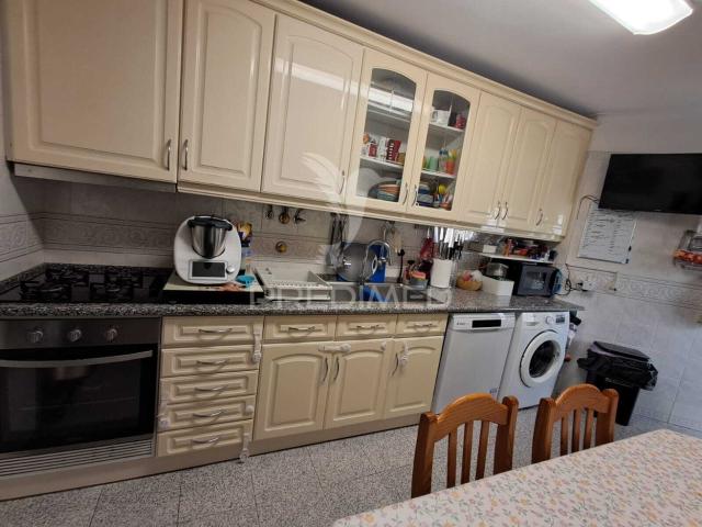 Apartamento T3 com Garagem em Algueirão, Mem Martins, sintra