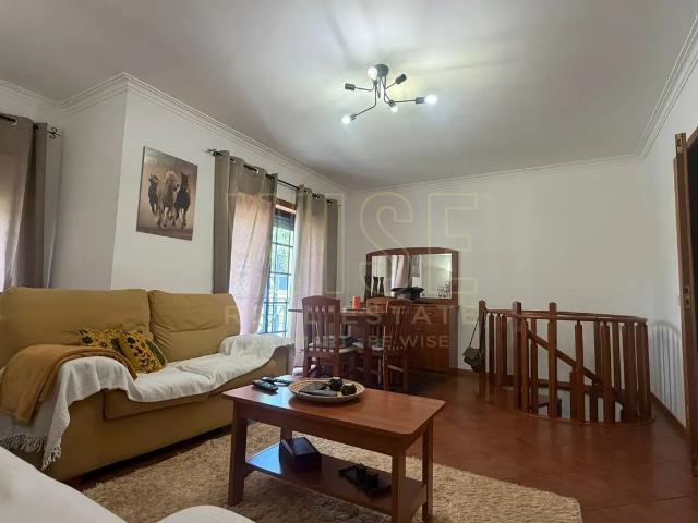 apartamento T3 com Garagem em Brasfemes