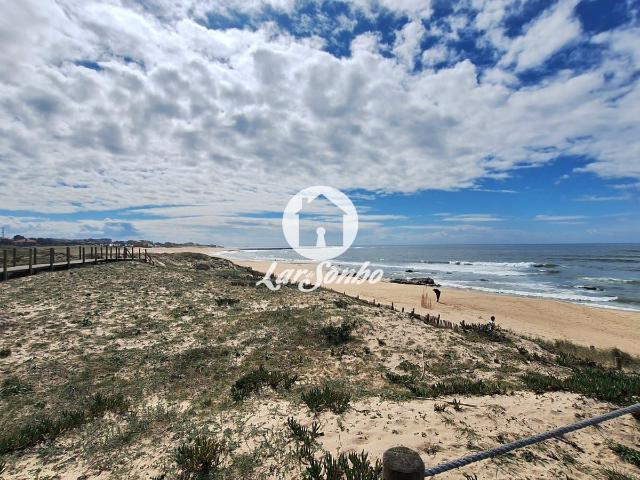 Apartamento T3 com garagem e vista mar Labruge Vila do Conde