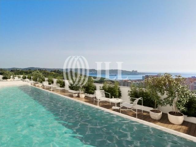 Apartamento T3 com garagem em Miraflores, Algés, Lisboa