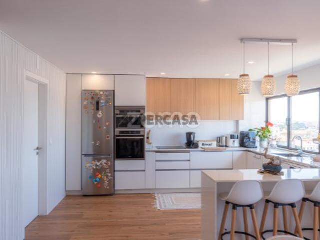 Apartamento T3 com garagem em São Martinho Bispo|Rua da Lapa, Coimbra