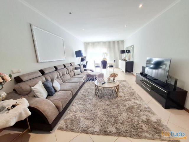 Apartamento T3 com Garagem na Póvoa de Varzim | 26084088855