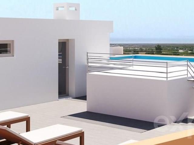 Apartamento T3, com garagem, no 2 andar de novo Empreendimento em Tav