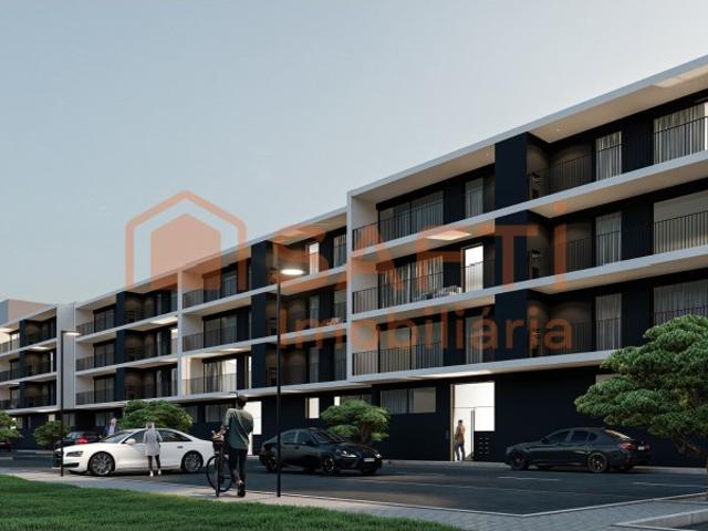 Apartamento T3 com garagem no centro do Entroncamento, Santarém