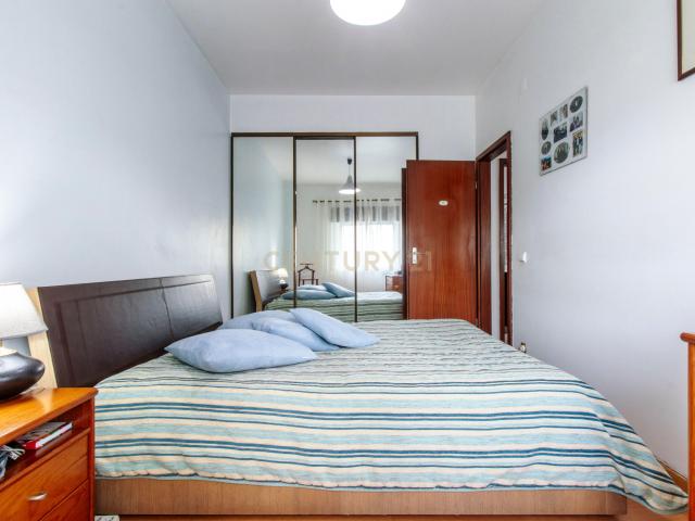 Apartamento T3 com GARAGEM no Feijó