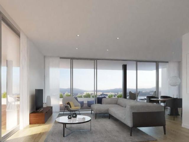 Apartamento T3 com grande terraço em condomínio no Estoril 232m² Cascais e Estoril