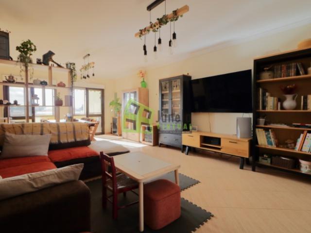 Apartamento T3, com elevador, Fidalguinhos,Barreiro