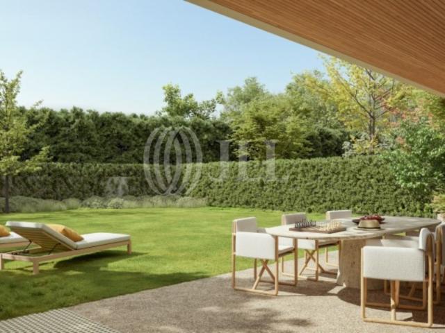 Apartamento T3 com estacionamento, no Foliage, na Foz, Porto