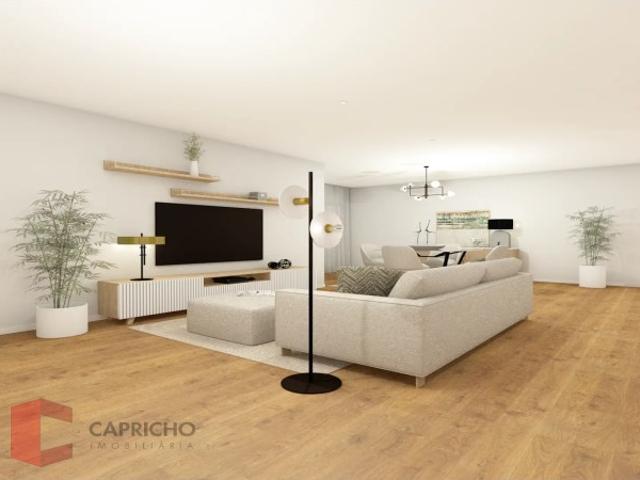 Apartamento T3 com Excelente Localização e Ótima Luminosidade