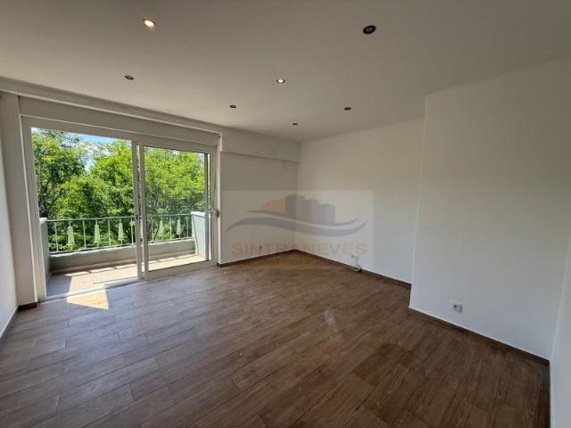 Apartamento T3 com excelentes áreas totalmente remodelado em localização privilegiada