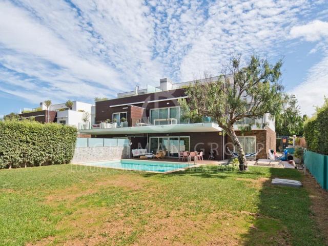 Apartamento T3 com jardim e piscina na Guia, Cascais 200m² Cascais e Estoril