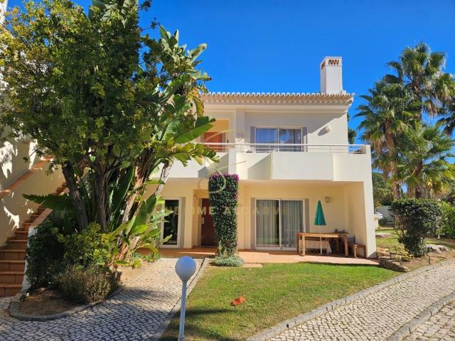 Apartamento T3 com jardim e piscina, perto da Praia de Porto. 127m² Lagos santa maria