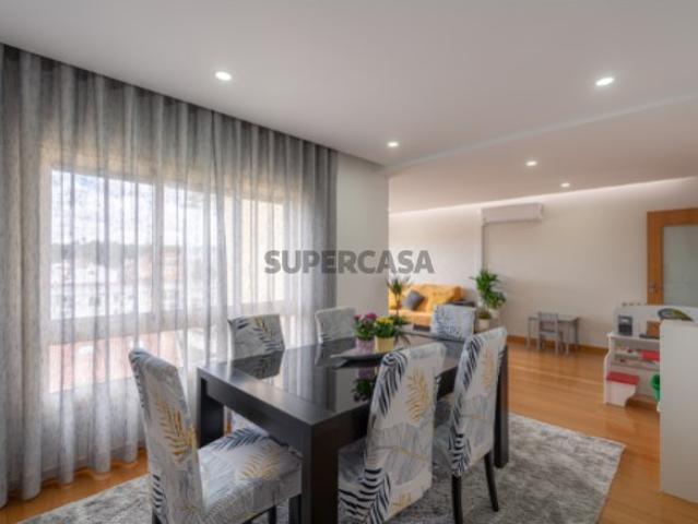 Apartamento T3 | Com sótão | Alqueves