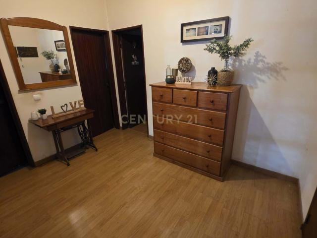 Apartamento T3 com Suite e Terraço Exclusivo – No Coração de Salvaterra de Magos