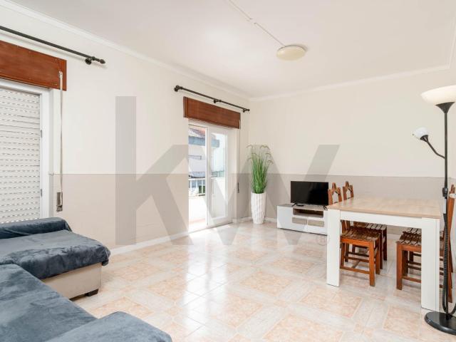 Apartamento T3 com Suíte e Extraordinário Logradouro Privativo, Baixa da Banheira, Moita