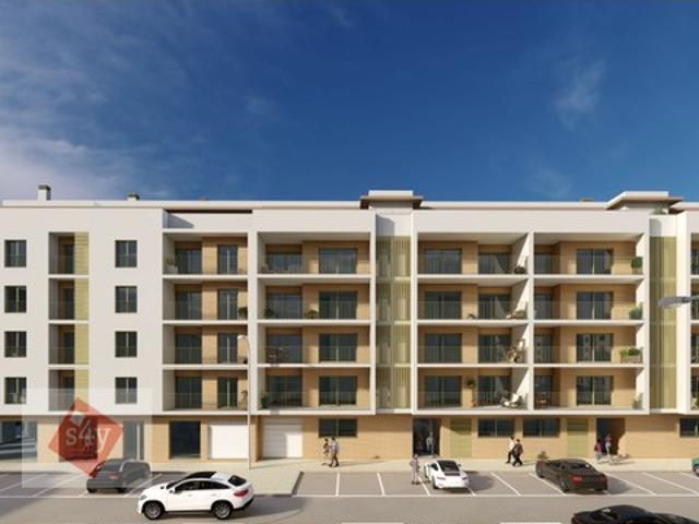 Apartamento T3 com 2 Parqueamentos!
