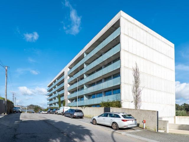 Apartamento T3 com piscina em Oliveira do Douro Vila Nova. 89m² Oliveira Do Douro