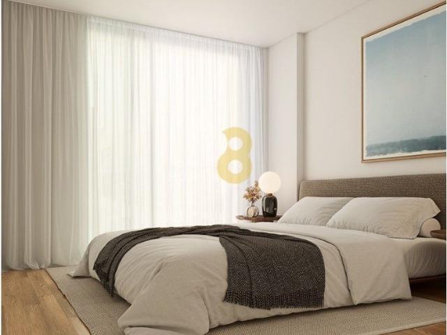 Apartamento T3 com terraço e lugar de garagem