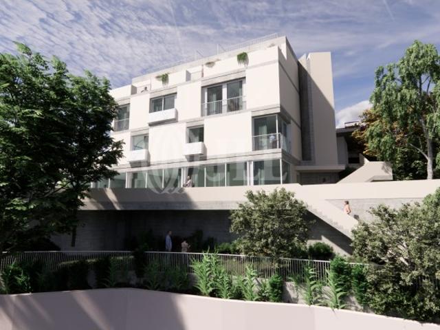 Apartamento T3 com terraço em Cascais