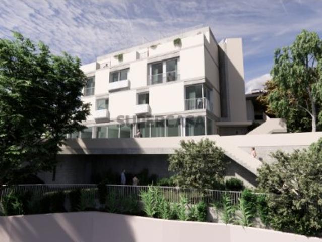 Apartamento T3 com terraço em Cascais