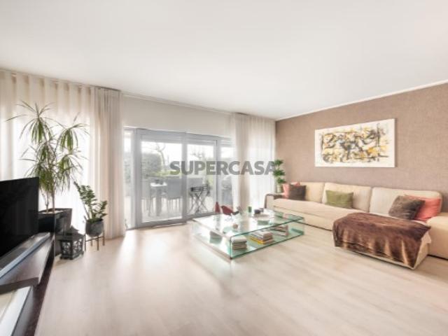 Apartamento T3 com terraço no condomínio privado Horizon, em Oeiras