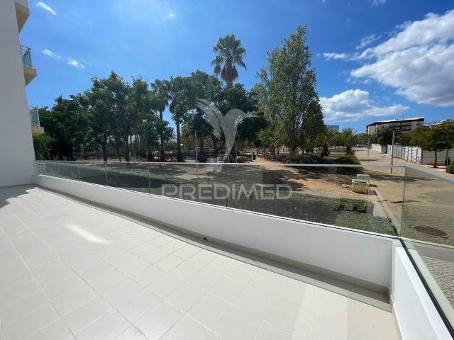 Apartamento T3 com Terraço Privado de 57m²