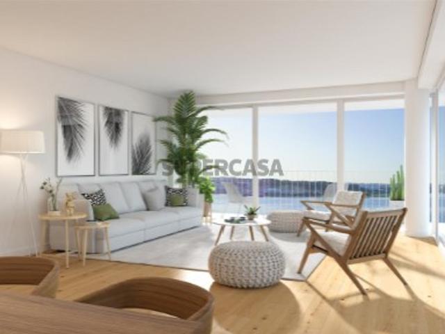 Apartamento T3 com varanda Colina do Outeiro, Seixal