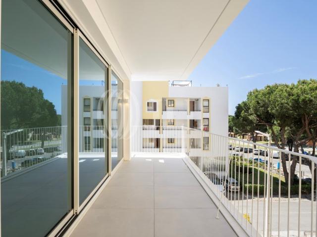 Apartamento T3, com varanda e estacionamento, no Algarve 0m² Quarteira
