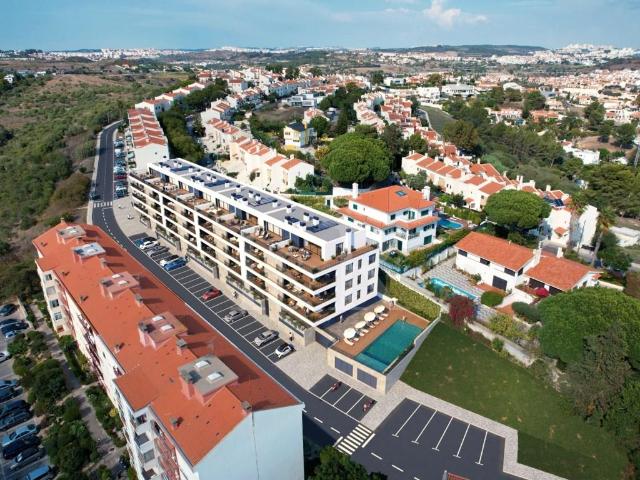 Apartamento T3 com varanda e estacionamento em Caxias 130m² Oeiras E São Julião Da Barra