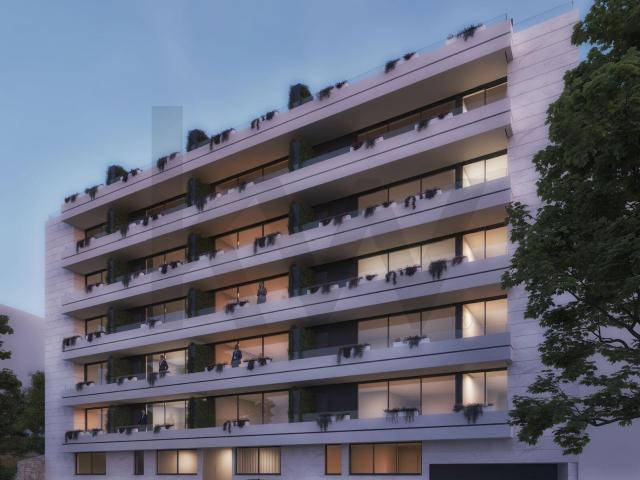 Apartamento T3, com varanda e garagem em Leça da Palmeira