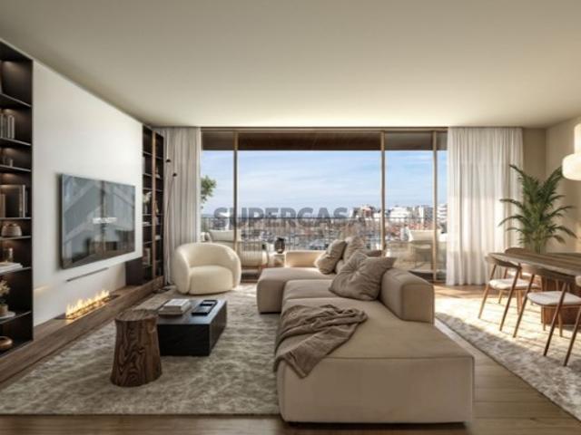 Apartamento T3 com varanda em condomínio de luxo Matosinhos Sul