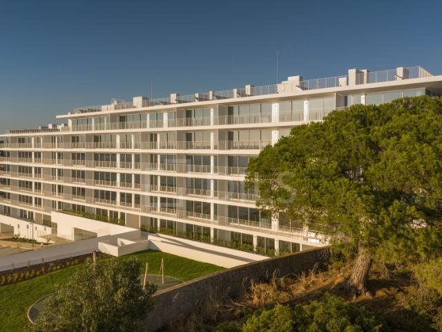 Apartamento T3 com varanda em novo empreendimento no Seixal