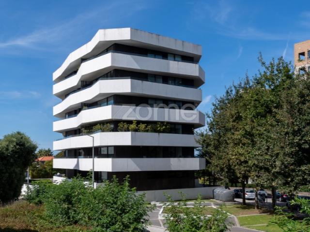 Apartamento T3 com varanda, Living Foz Foz do Douro