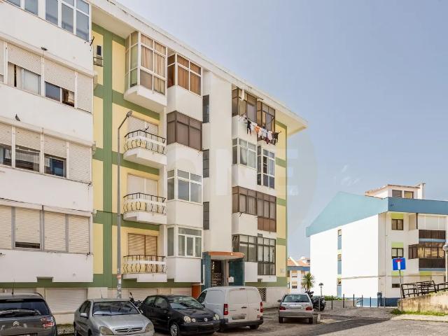 Apartamento T3 com Varandas Ramada Odivelas