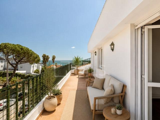 Apartamento T3 com vista de mar no Centro de Cascais