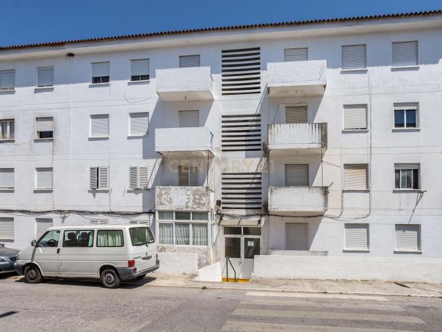 Apartamento T3 com Vista Deslumbrante sobre a Baía de Setúbal – Bairro dos Pescadores, Reboreda