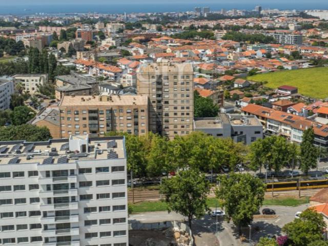 Apartamento T3 com vista e metro à porta Senhora da Hora, Matosinhos