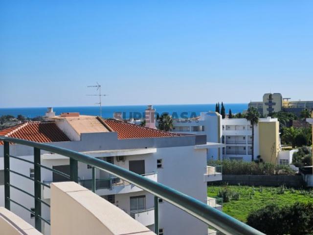 Apartamento T3 com vista mar na Meia Praia em Lagos, Algarve, Portugal