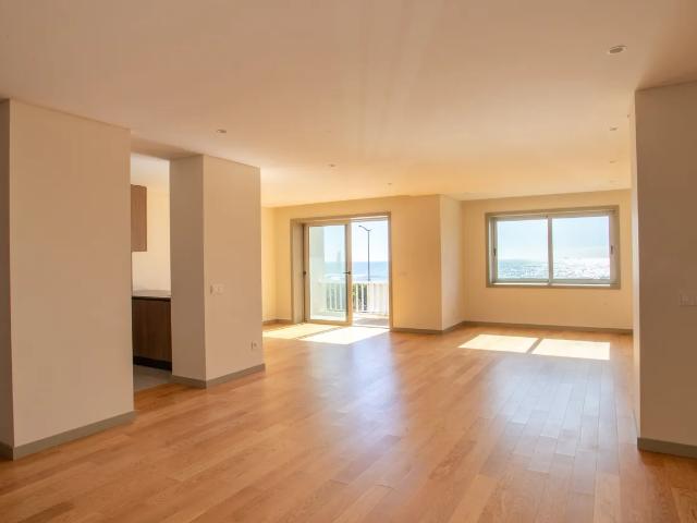 Apartamento T3 com Vista Mar na Foz do Porto