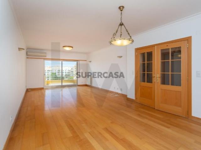 Apartamento T3 com Vista Mar à Venda Jardins da Parede, Cascais