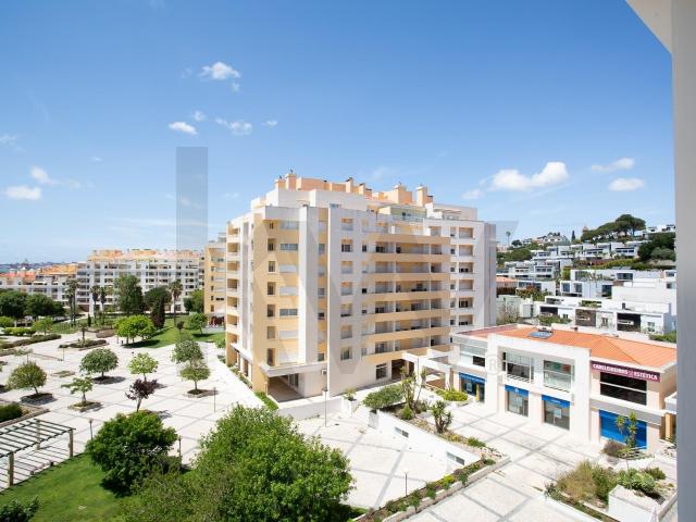 Apartamento T3 com Vista Mar à Venda – Jardins da Parede, Cascais
