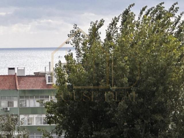 Apartamento T3 com Vista Mar. Centro de Oeiras