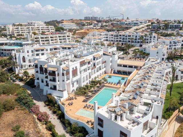 Apartamento T3 Com Vista Mar Em Complexo De Luxo Em Porto De. 176m² Lagos